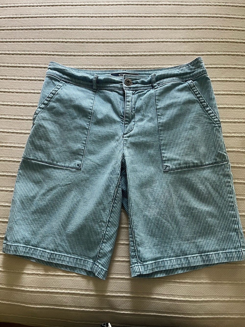 Tommy Bahama woman’s denim shorts